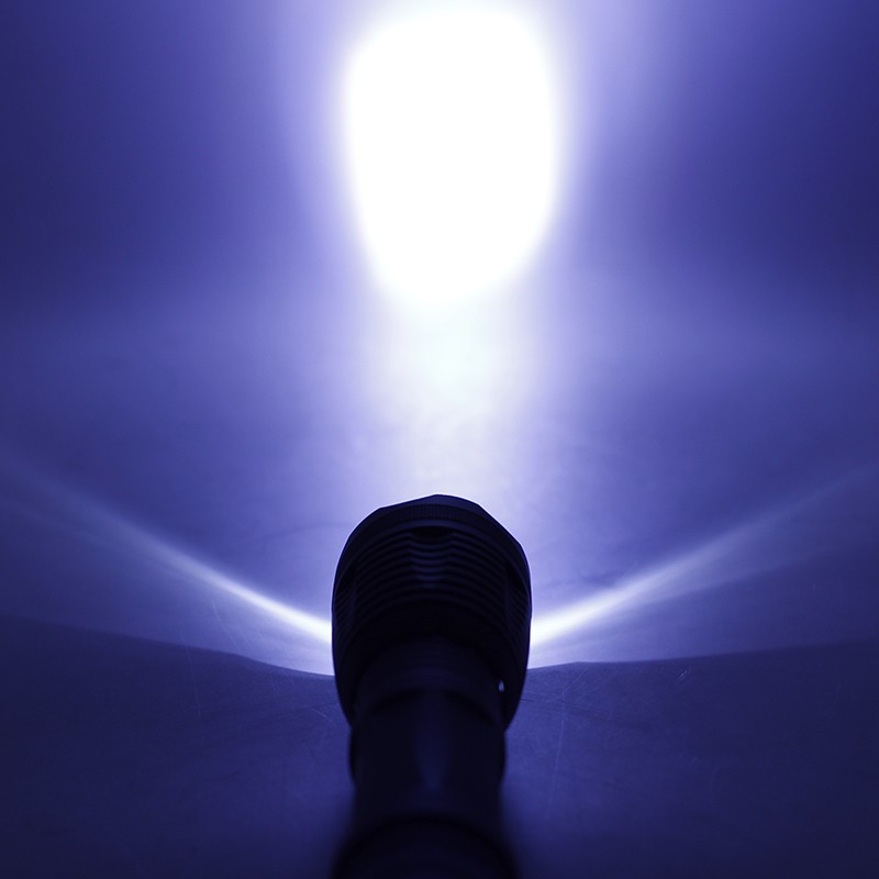 Lanternă Tactică Procart 1800lm Zoom 800m - imagine 7