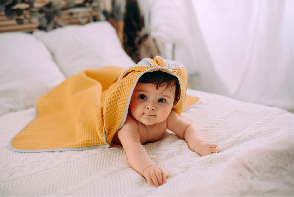 Prosop Baie Iepuras Galben | Floo for Baby - imagine 8