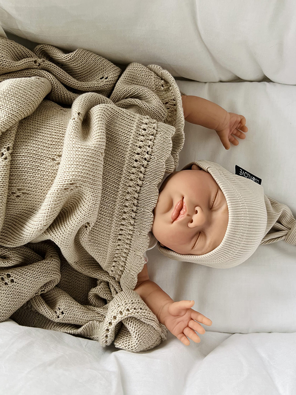 Paturica Croșetată Lullalove Daisy | Comfort & Stil