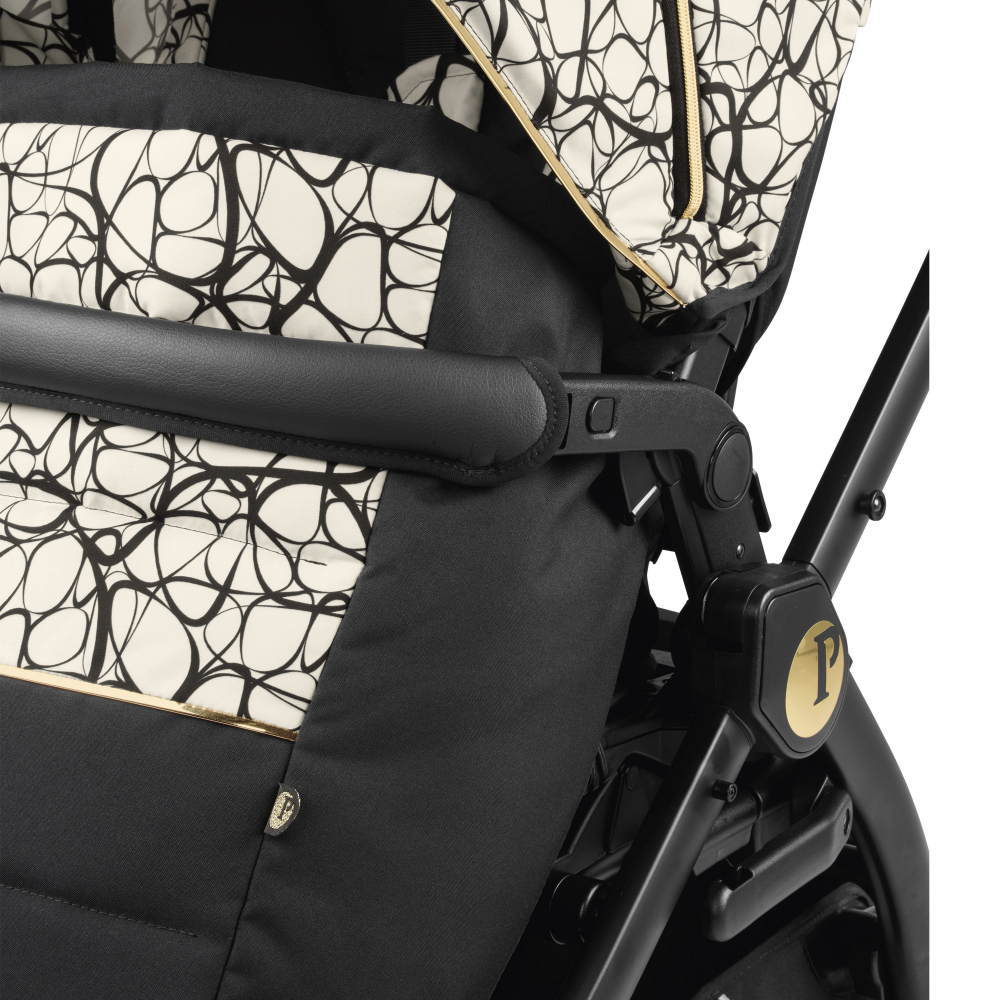 Carucior Peg Perego Book Graphic Gold - Siguranta si Stil - imagine 5