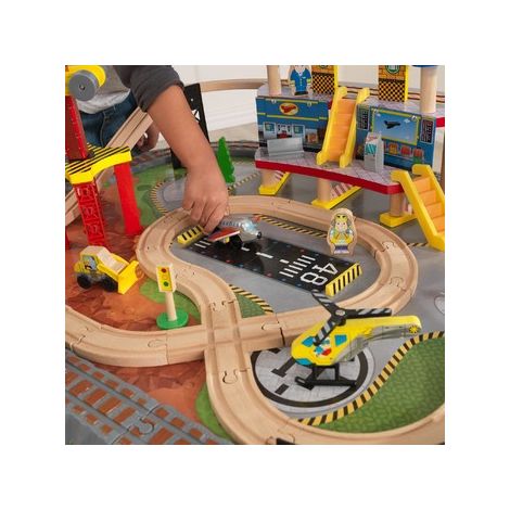 Trenulet KidKraft Transportation Station si Masa Joaca - imagine 3
