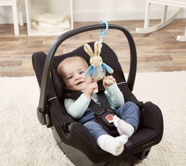 Jucarie Atasabila Plus Peter Rabbit cu Vibratii