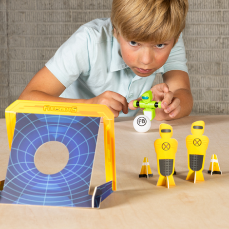 Foosbots Fat Brain Toys - Stadion Fotbal Roboti - imagine 6