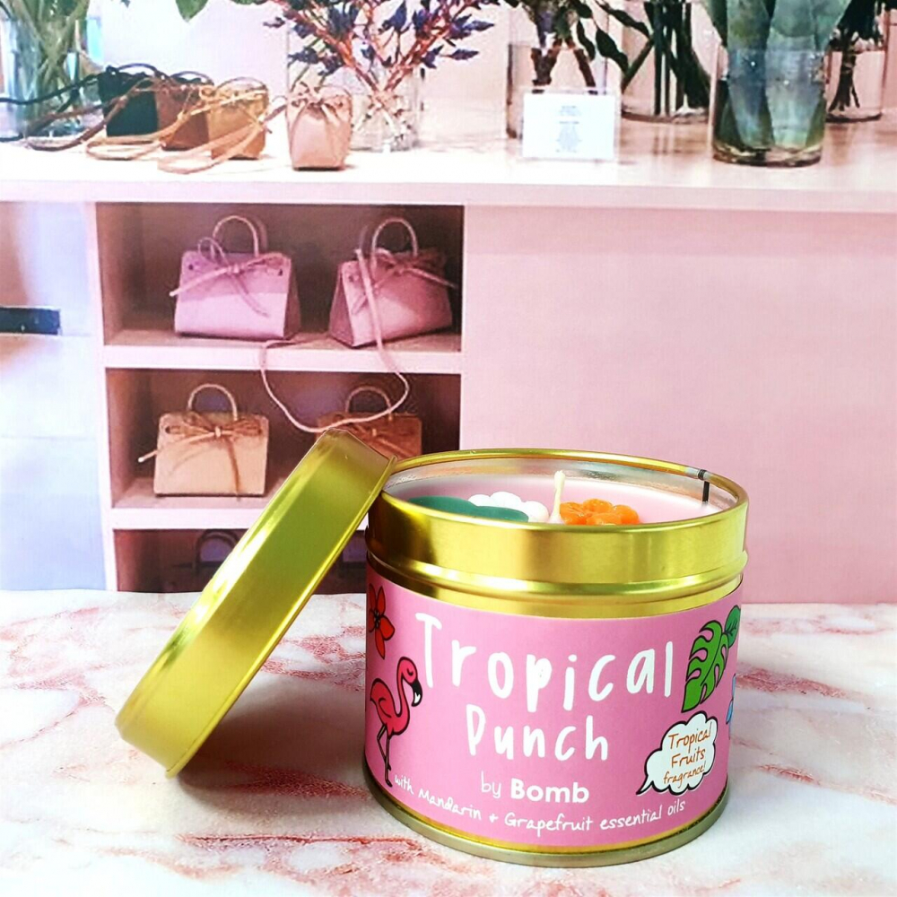 Lumanare Bomb Cosmetics Aromă Tropicală Punch