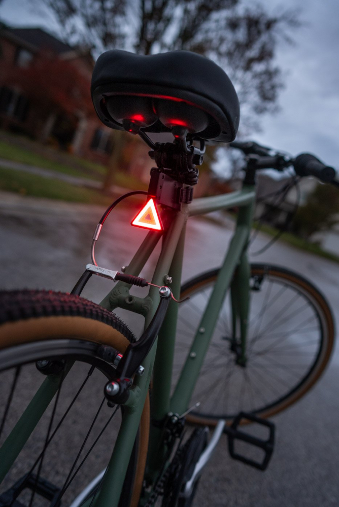Stop LED RGB Bicicleta Brightz | Siguranță Maximă - imagine 4