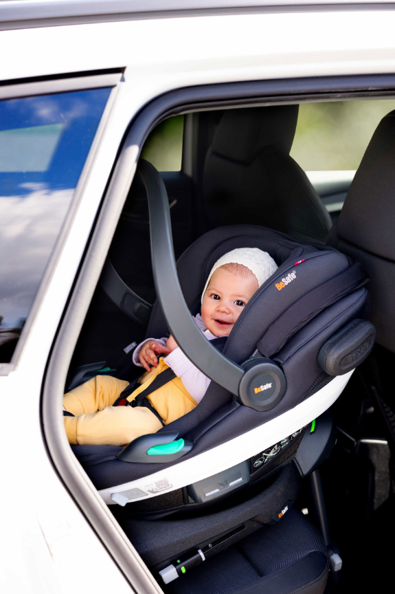 Scaun auto BeSafe Go Beyond Negru