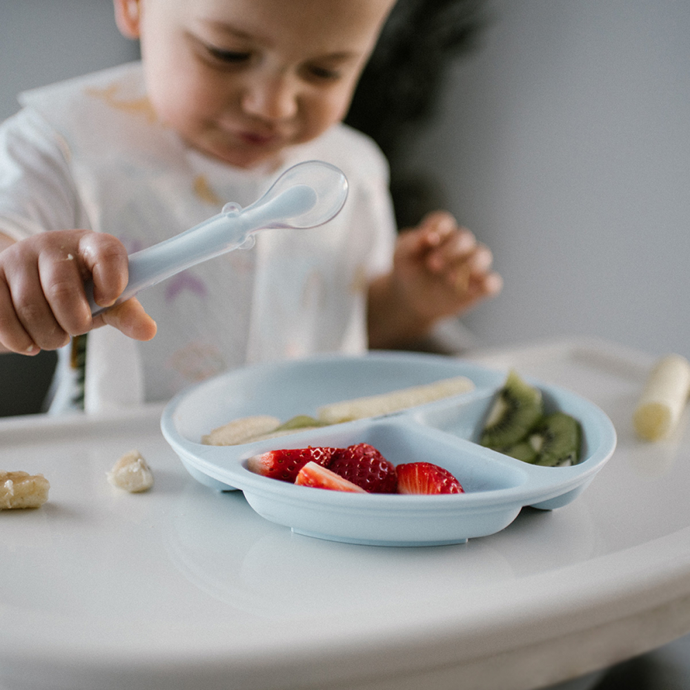 Farfurie silicon cu ventuza Babyono albastră - imagine 7
