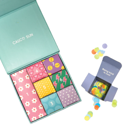 Calendar Cadou Bratara Ooly cu 7 Charmuri - imagine 5