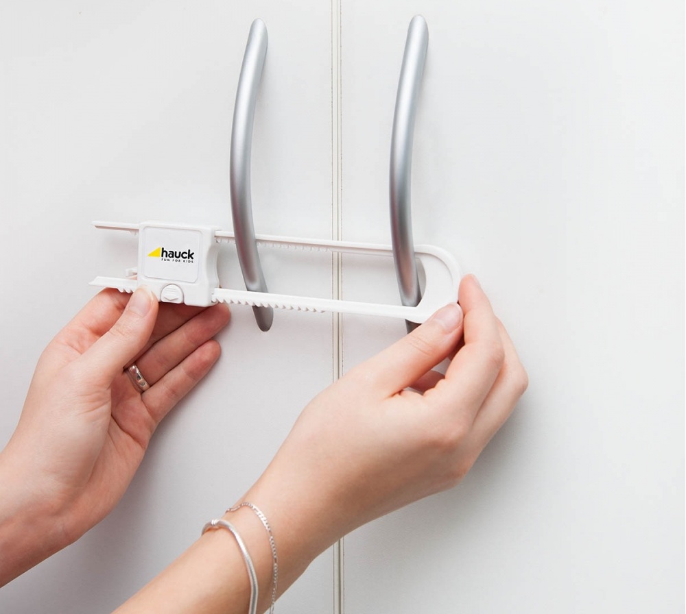 Hauck Set Protectii Close Me 1 pentru Siguranta