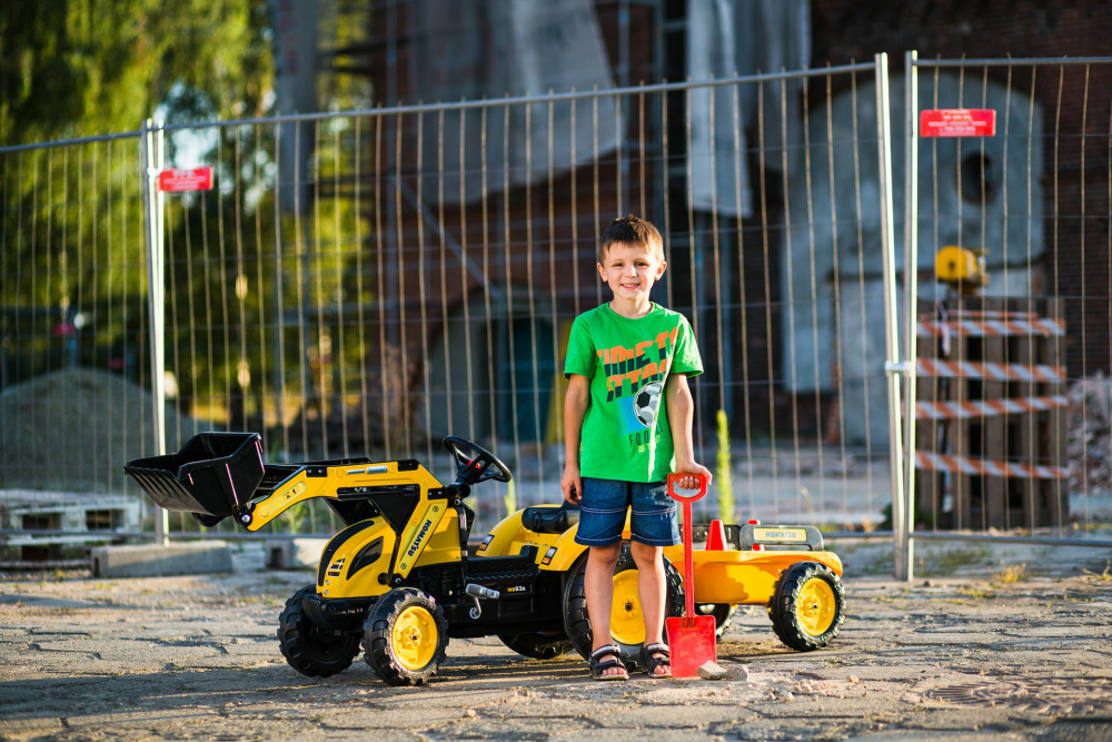Tractor Komatsu Falk cu Excavator și Remorcă - imagine 2