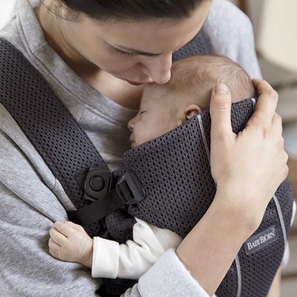 BabyBjorn Mini Marsupiu Anatomic 3D Mesh - imagine 5
