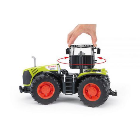 BRUDER Tractor Claas Xerion 5000 - Direcție 4×4 - imagine 12