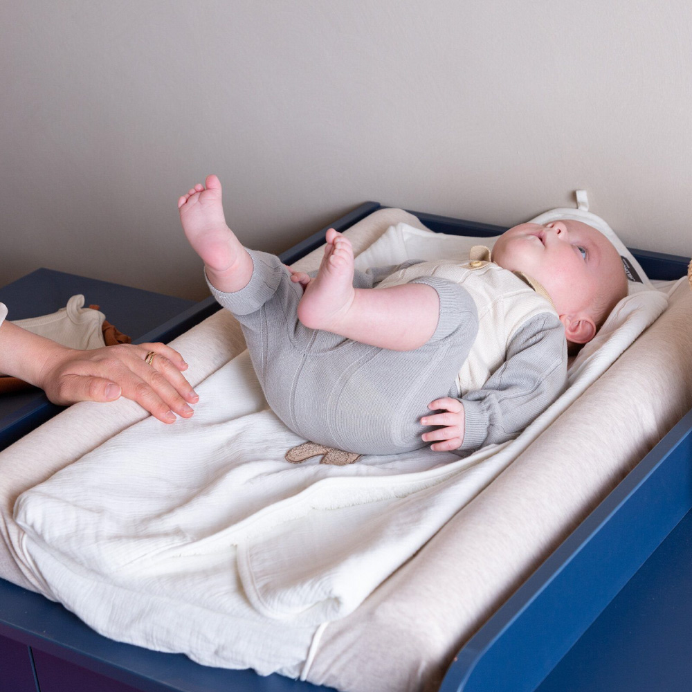Comoda Childhome Bold Blue cu Masa de Infasat - imagine 7