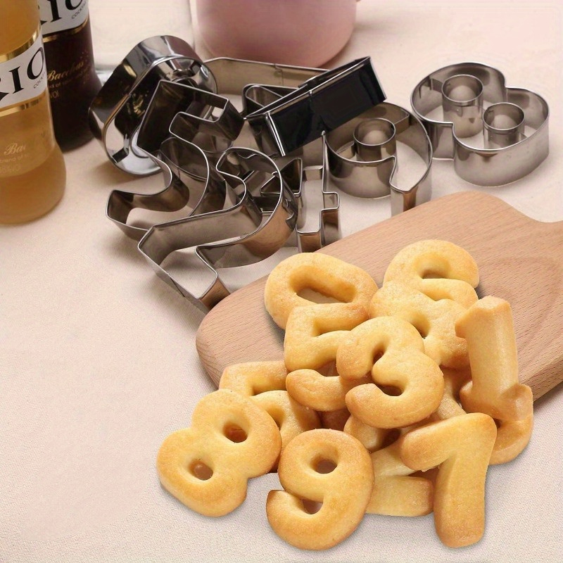 Set 9 Decupatoare Metal Cifre 0-8 Kitchenware