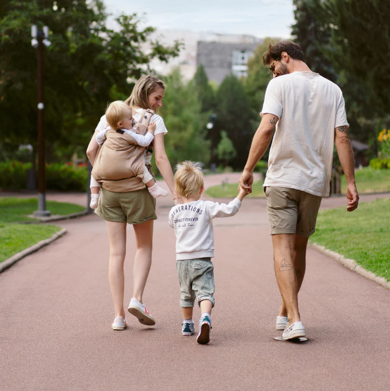 Babymoov Moov Boost Bej - Sistem Transformabil Marsupiu și Booster - imagine 3