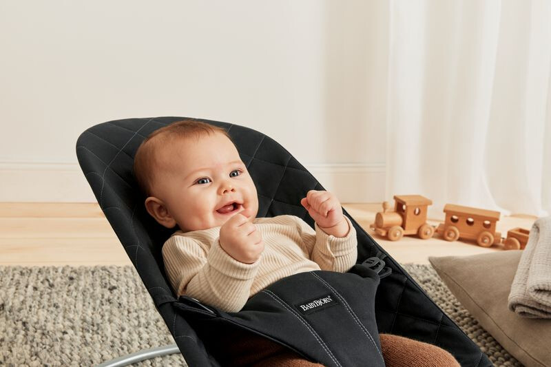 Balansoar BabyBjorn Bliss Black, Matlasat