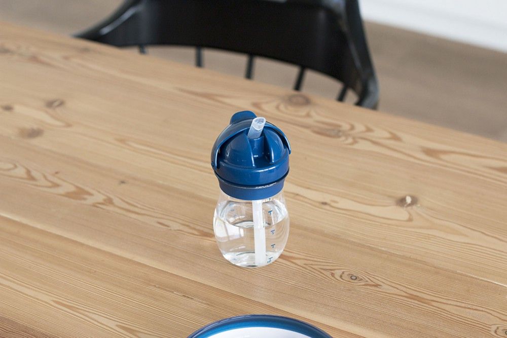 Cana tranzitie OXO Tot 250ml, Navy, cu Pai Migdala