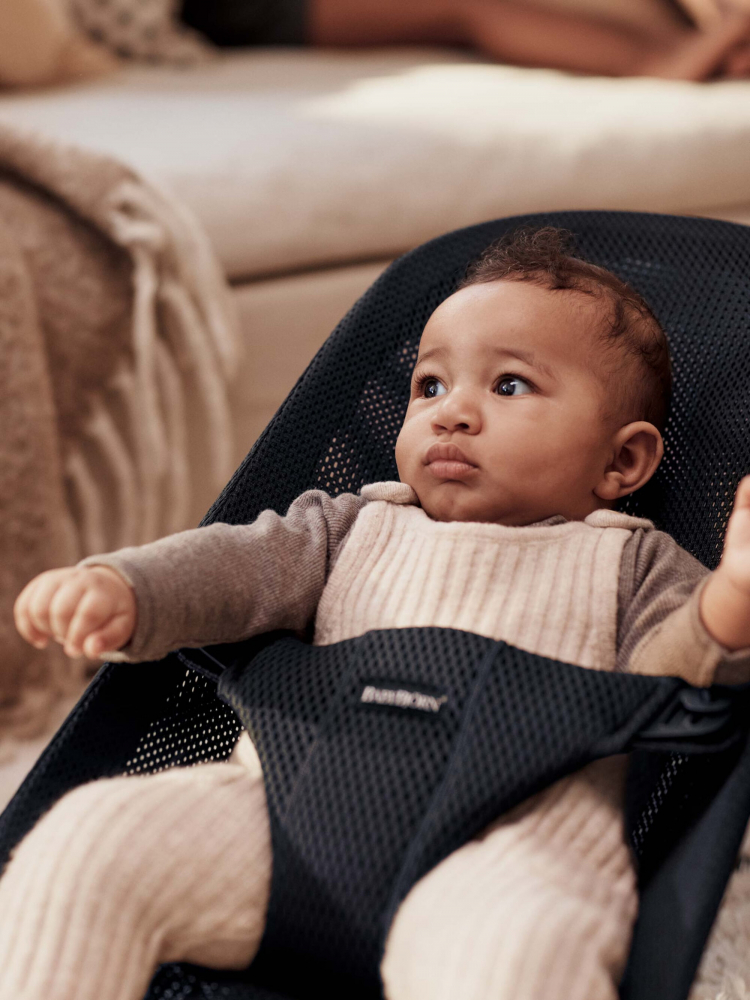Balansoar Bliss Black Mesh Baby Bjorn, Ergonomic - imagine 3