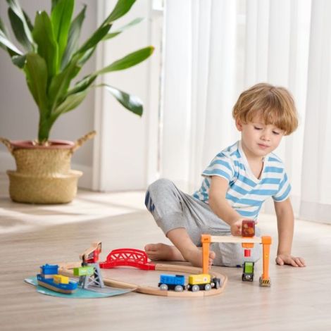 Hape Port cu Trenuri - Jucarie Educativa din Lemn - imagine 4