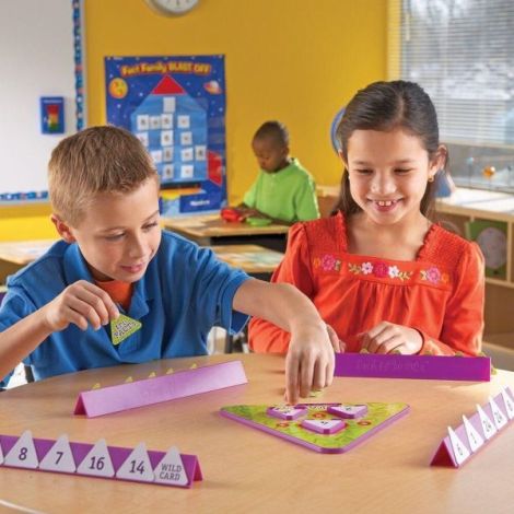 Tri-FACTa Learning Resources - Joc Înmulțiri și Împărțiri - imagine 3