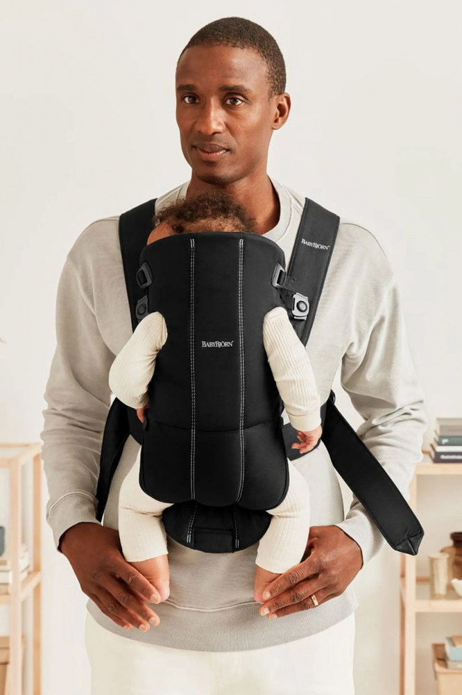 Marsupiu BabyBjorn Mini Black, Anatomic