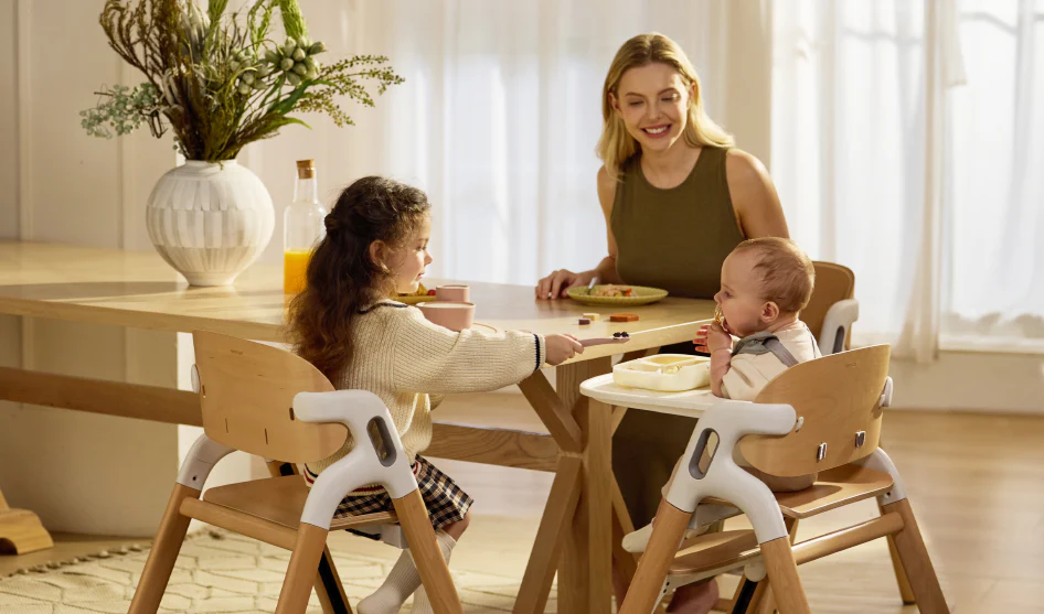 Scaun masă Momcozy DinerPal din lemn transformabil - imagine 2
